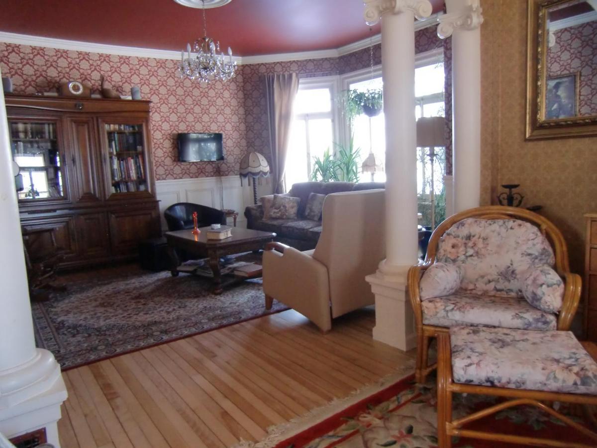 Auberge De Lotbiniere Bed & Breakfast Exterior photo